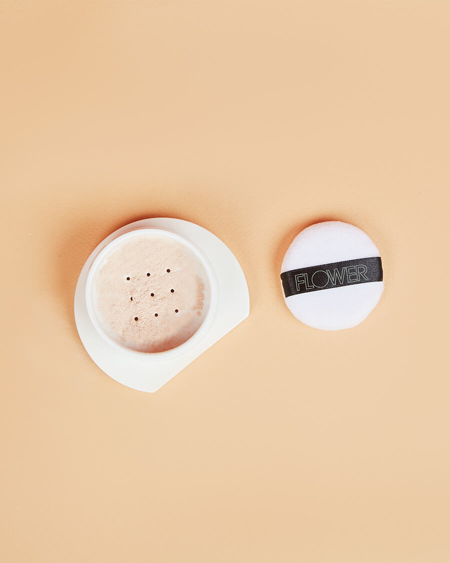 Miracle Glow Satin Finishing Powder